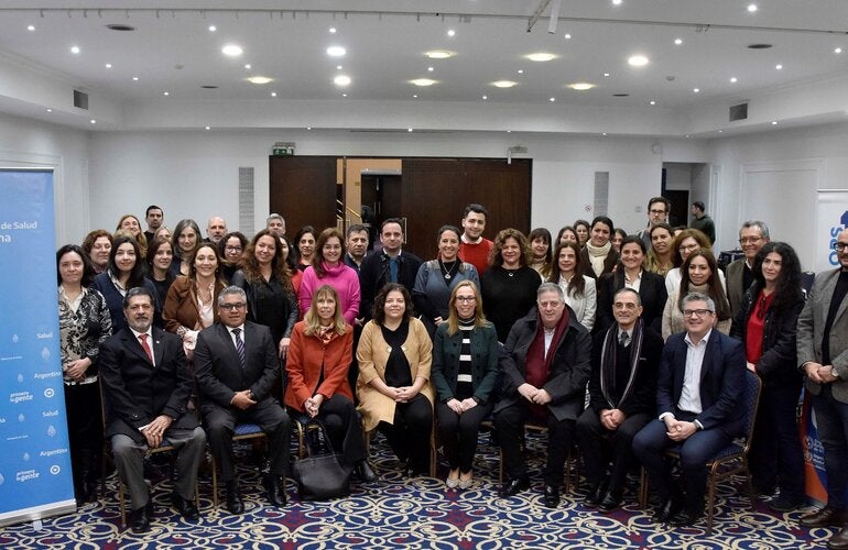 foto grupal del la capacitación en la herramienta STAR para evaluación estratégica de riesgos para la salud pública