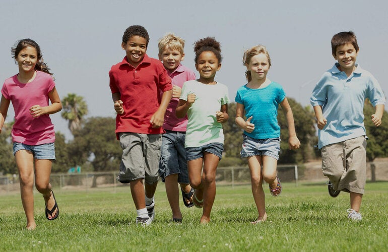 children running