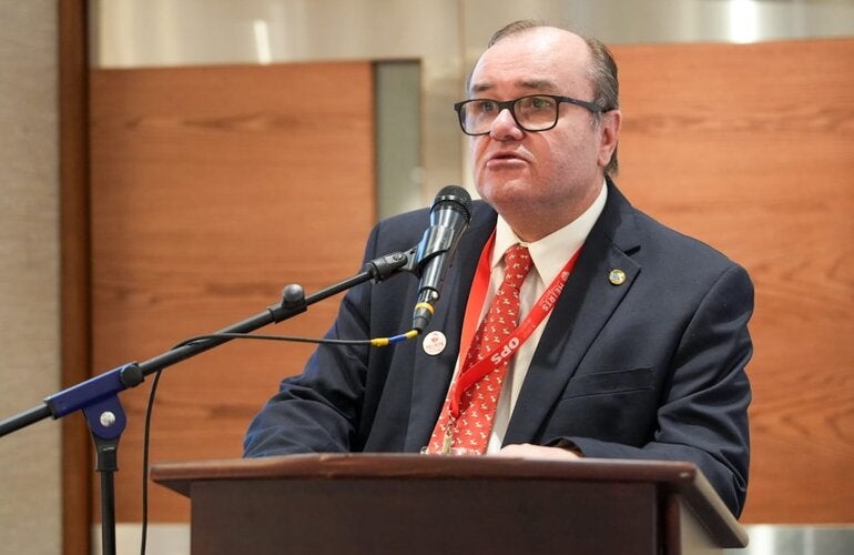 Ecuador potencia la eficiencia y transparencia de hospitales con implementación de herramienta propuesta por OPS/OMS