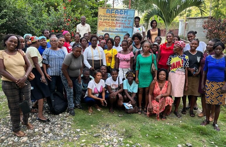 Groupe de participantes a la formation de VBG de l'OPS