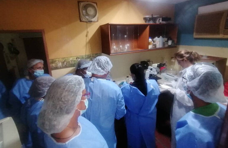 Capacitación por parte de integrantes del Instituto Pasteur (Brasil) a laboratorios venezolanos en diagnóstico de rabia
