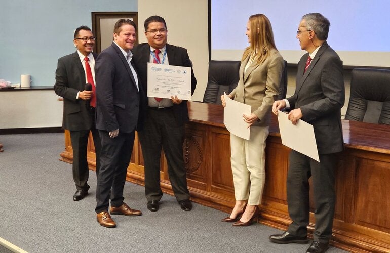 Acto de entrega de reconocimientos
