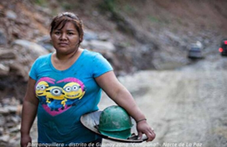 Mujer minera - mercurio