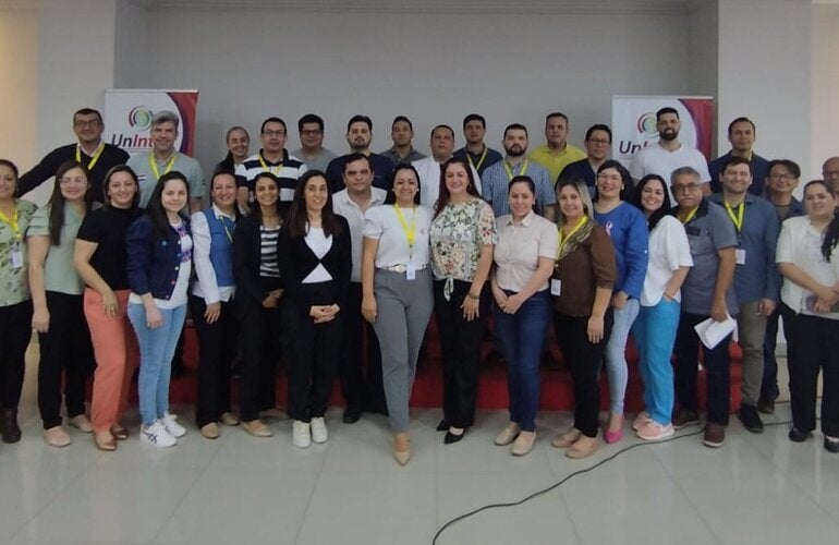 900 profesionales_ dengue