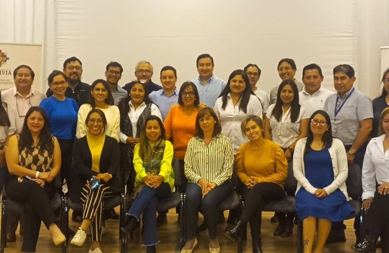 Normas hemodialisis y dialisisi Bolivia