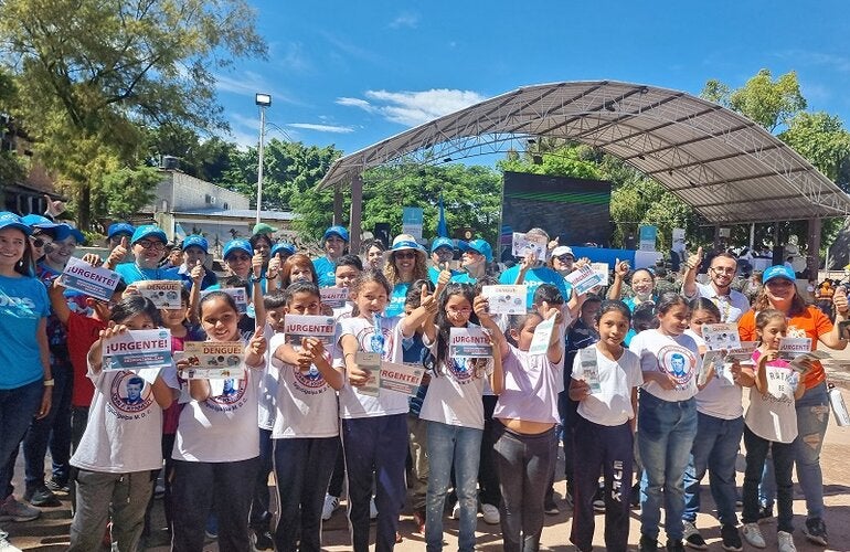 Escolares apoyan la lucha contra el dengue