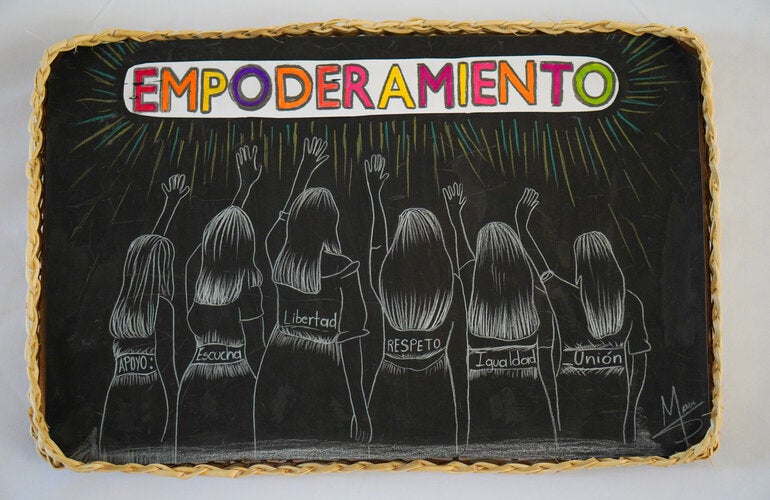 Ilustración con mensajes de empoderamiento