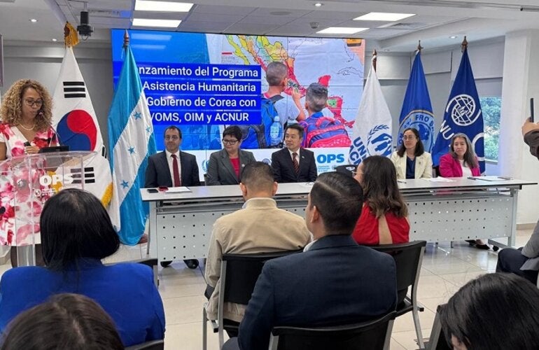 Ana Emilia Solís en el lanzamiento de programas humanitarios de Corea