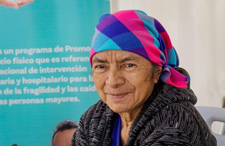 mujer lenca beneficiaria de programas de promoción de la salud