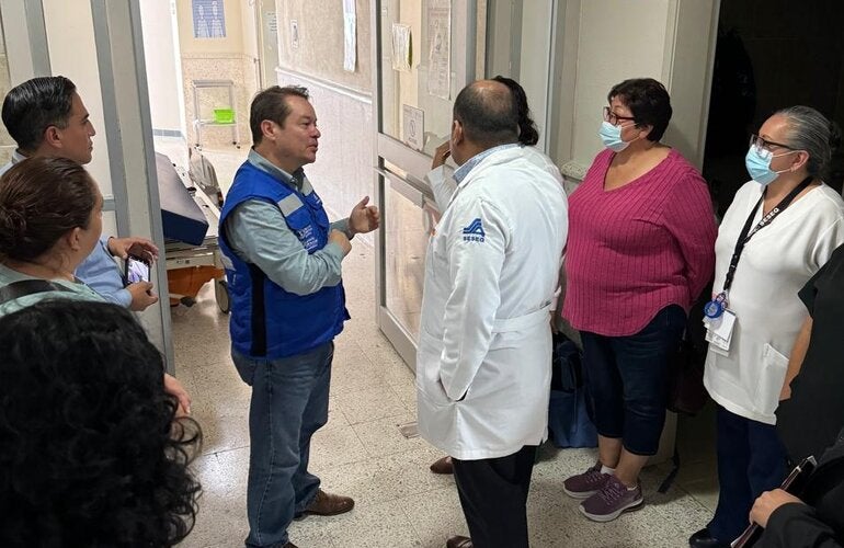 Visita de campo al Hospital del Niño y de la Mujer, Adriano Tavares de OPS