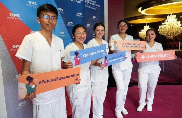 Estudiantes de la escuela de salud de la Universidad San Francisco de Quito se unen a la conmemoración del Día Mundial de la Salud