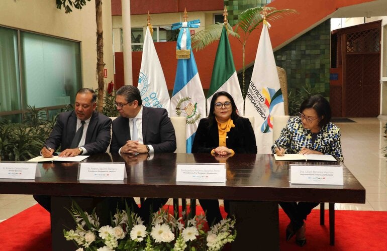 Firna acuerdo de Mesoamérica 