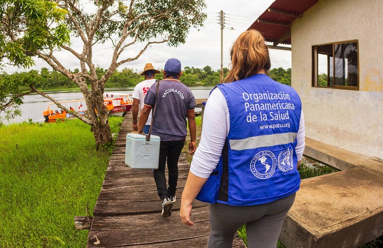 Las consultoras nacionales de inmunización prestarán apoyo en el terreno al Programa Ampliado de Inmunizaciones