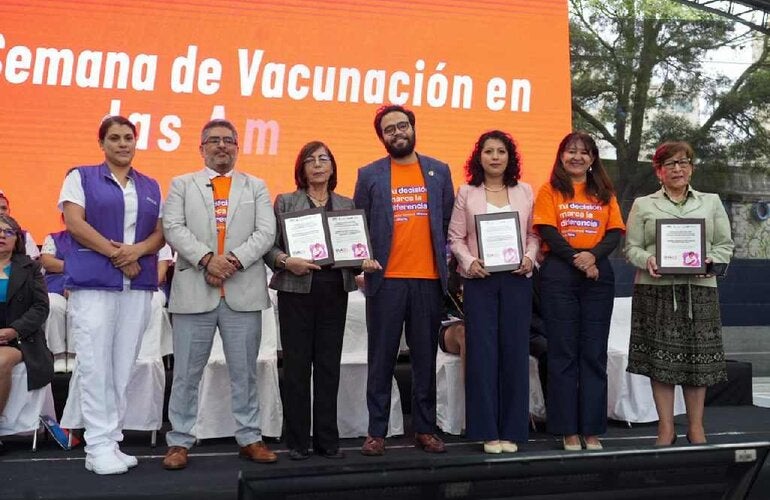 Representantes de las Comisiones de Inmunización reconocidas por las autoridades del Ministerio de Salud Pública (MSP) y de la Organización Panamericana de la Salud/Organización Mundial de la Salud (OPS/OMS) en Ecuador.