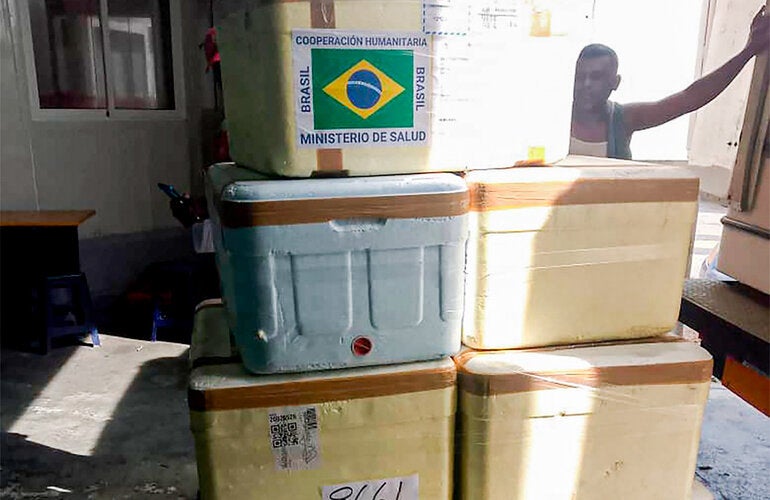 Las vacunas contra la rabia en humanos llegaron al país procedentes de Brasil