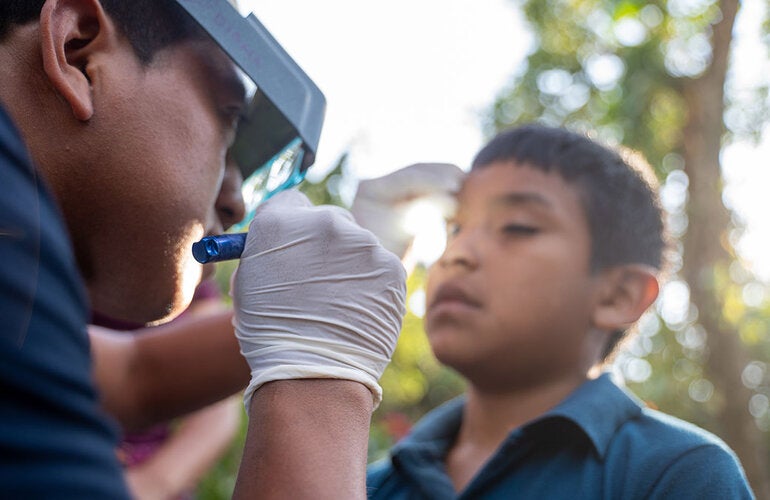 Comunicadores de salud de ocho países se reunieron para hablar de tracoma en las Américas