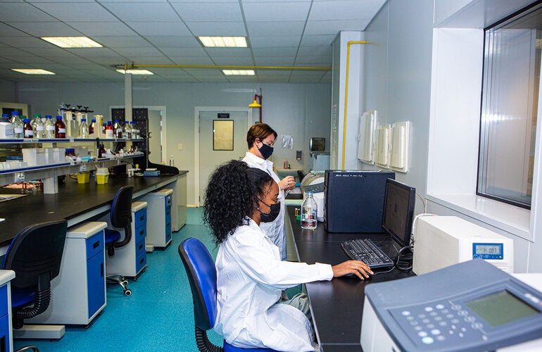 Centro para el Control Estatal de Medicamentos, Equipos y Dispositivos Médicos