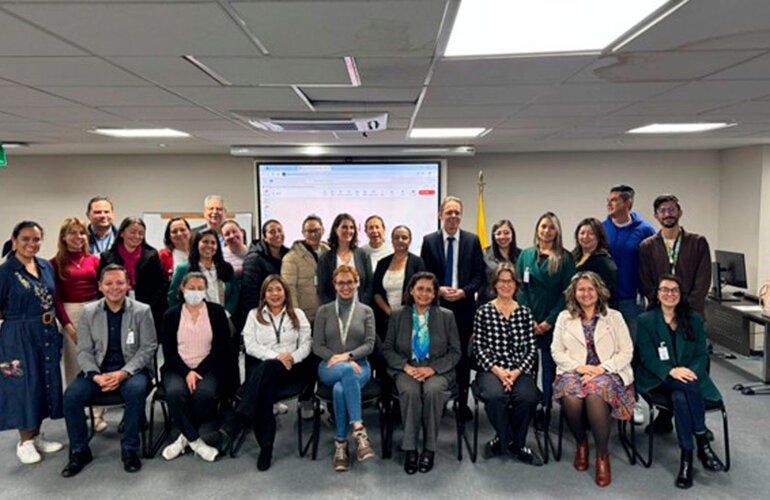 Personal asistente a la RAM taller