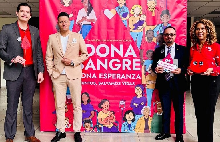 Autoridades y embajador campaña-Día Donante Sangre