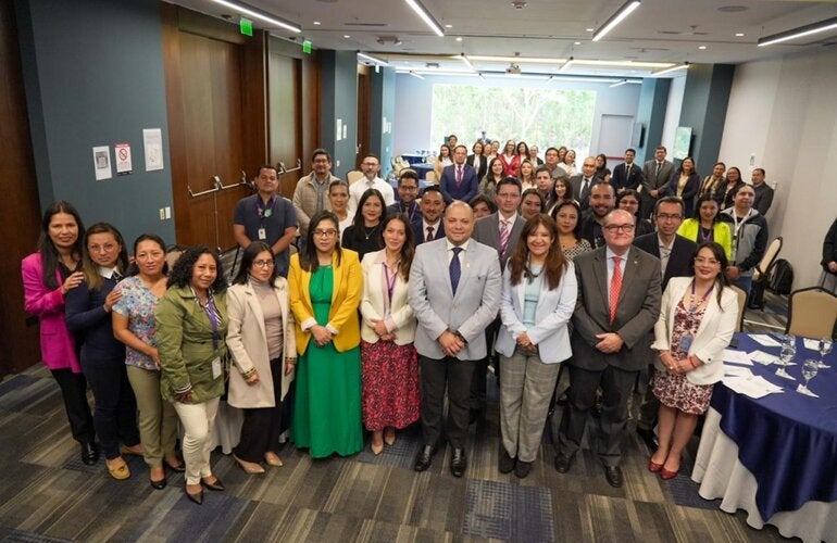 Equipo técnico evaluador de la iniciativa Redes Integradas de Servicios de Salud (RISS) en Ecuador