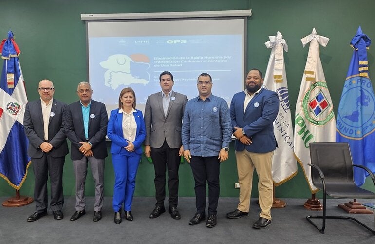 República Dominicana reafirma su compromiso hacia “Rabia Cero” en foro nacional 