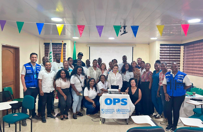 Grupo de personas asistentes a reunuind efortalecimiento y gobernanza