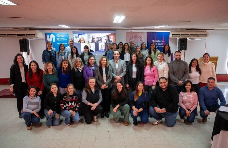 Foto grupal de los participantes del curso