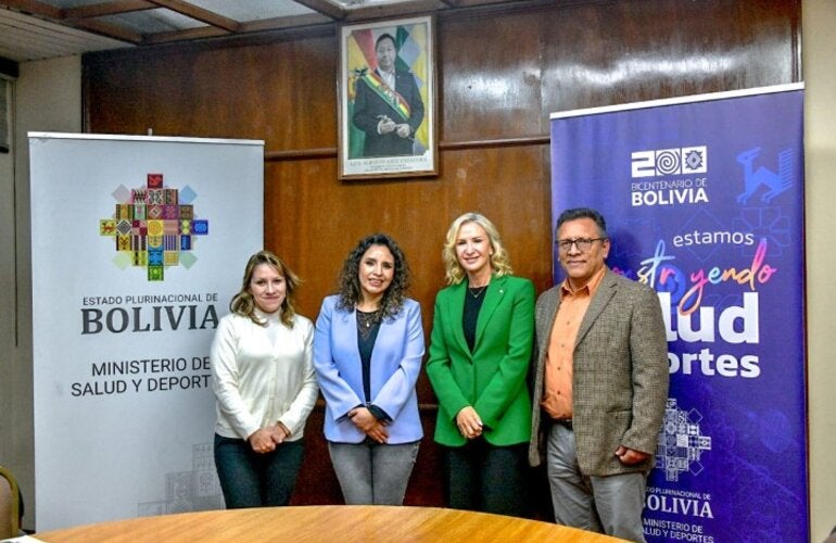 Reunion Representante OPS/OMS y Ministra de Salud y Deportes