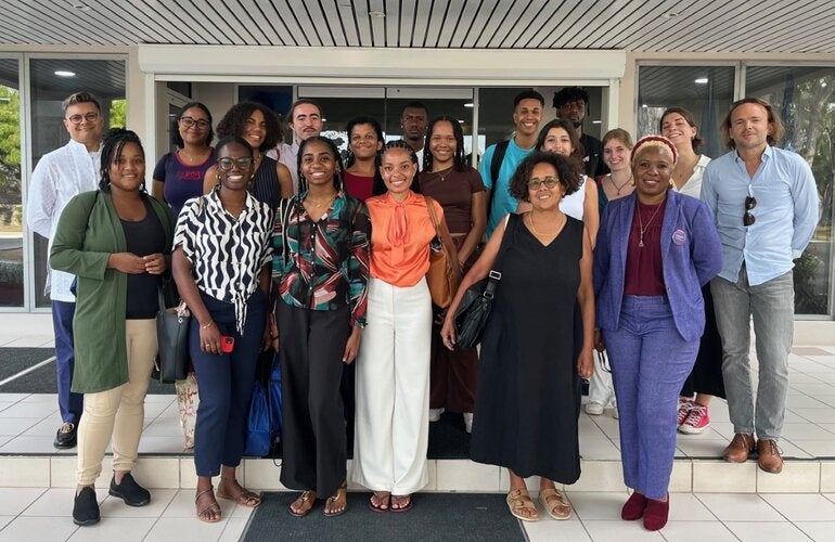 studentsvisitECCOfficestudentsvisitECCOffice