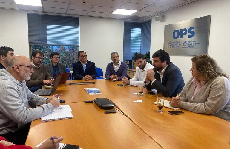 OPS/OMS Chile refuerza importancia de servicios farmacéuticos basados en la atención primaria de salud.