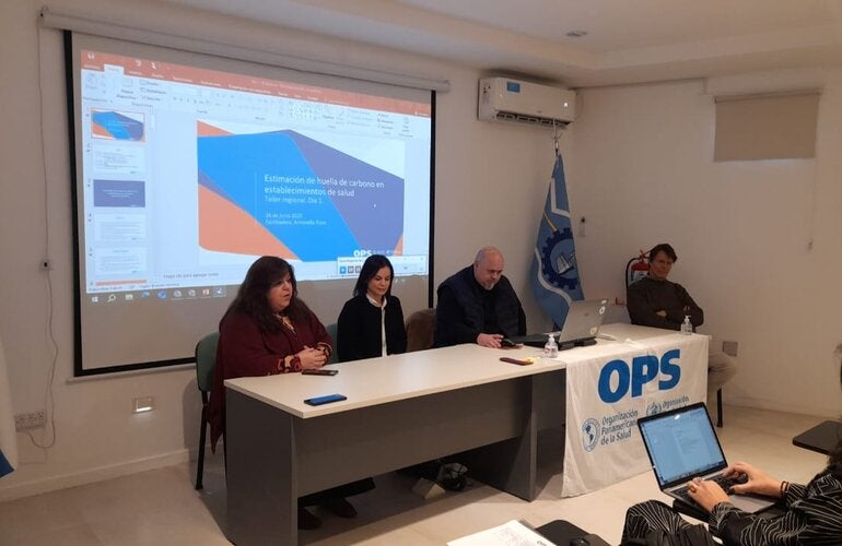 Foto de la apertura del taller