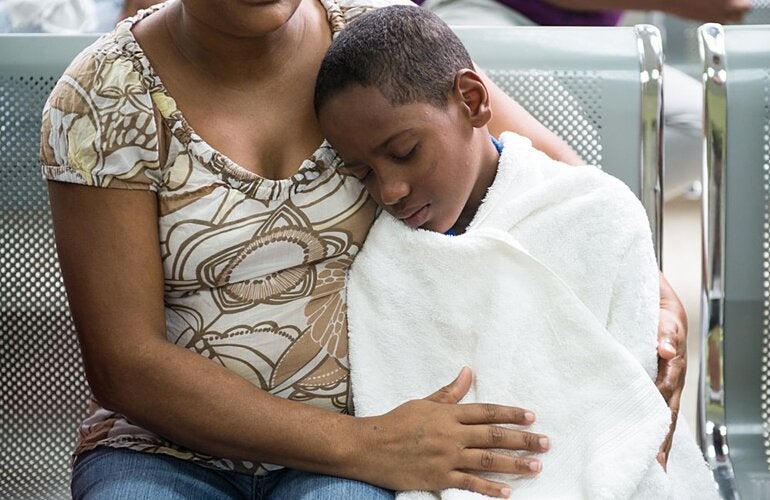 nino con chikungunya