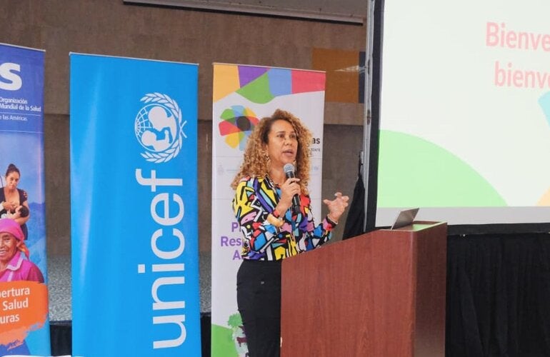 Representante de la OPS en taller EVIR