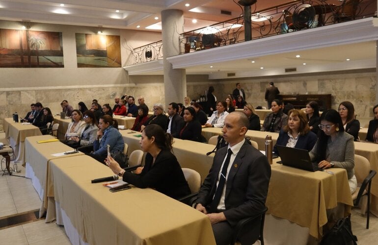 Taller de farmacovigilancia