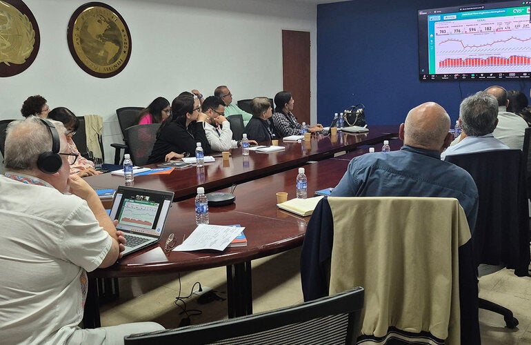 Autoridades sanitarias venezolanas se dieron cita en la sede de la OPS en Caracas (Venezuela) para conocer experiencia del centro regulador de Bahía (Brasil)
