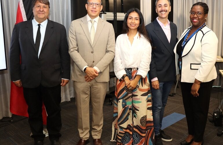 Dr. Gabriel Vivas Francesconi, PAHO/WHO Representative for Trinidad and Tobago with workshop facilitators and Dr Shellon Bovell