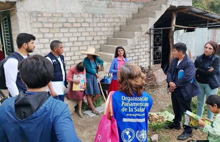 Equipos de salud y de la OPS realizan visita a pacientes de leishmaniasis