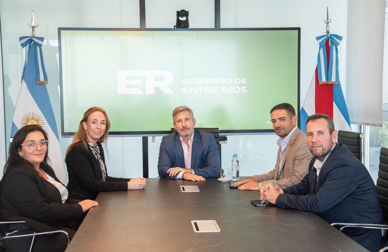 Autoridades de la OPS y Entre Ríos