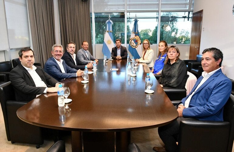 Reunión con las autoridades 