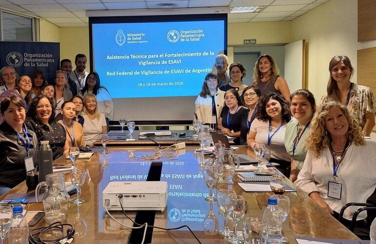 Foto de los participantes de la reunión