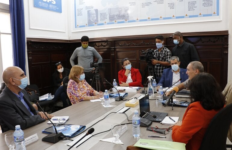 Sesión-sobre-candidatos-vacunales-cubanos
