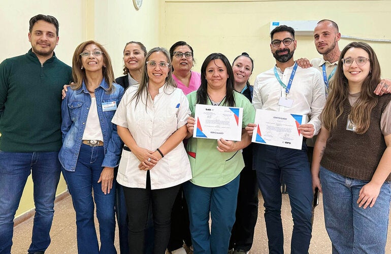 Equipos de las unidades de vigilancia centinela de infecciones respiratorias agudas que fueron reconocidos por la OPS.