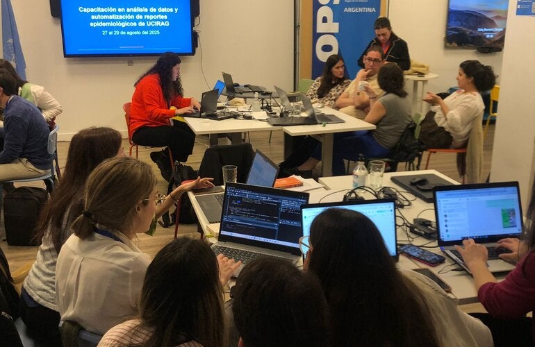 Foto de trabajo en grupo