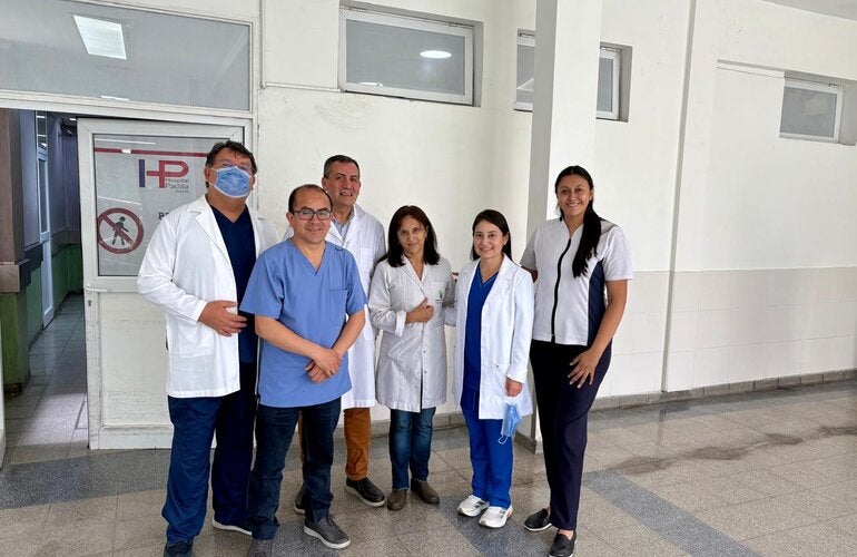Foto grupal en uno de los hospitales donde se hizo la rotación