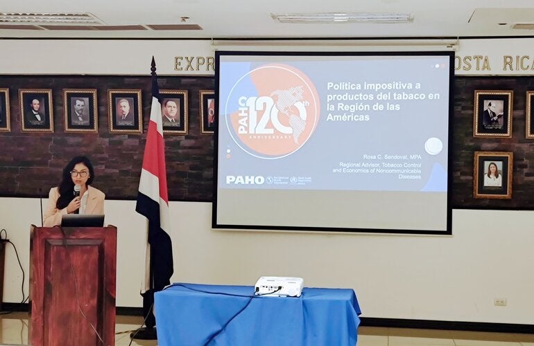 Presentacion de experta de OPS