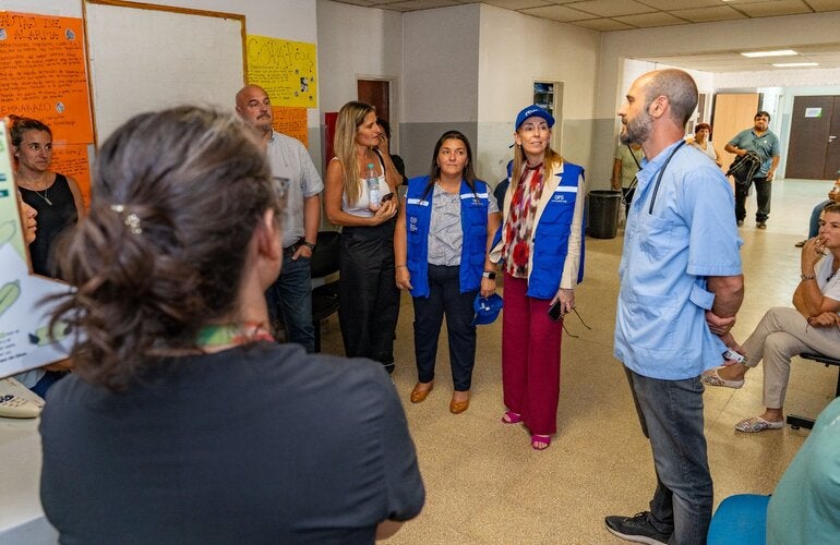 Foto de visita a un centro de salud de Cipolletti