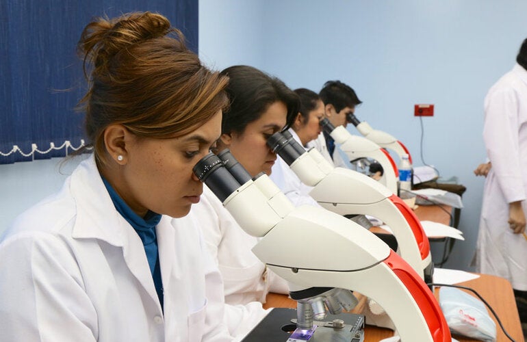 laboratorio-microscopios-