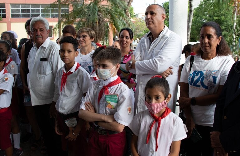 Participantes en acto central celebrado en Cuba por la SVA