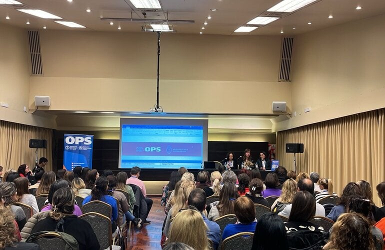 Foto de la apertura del taller