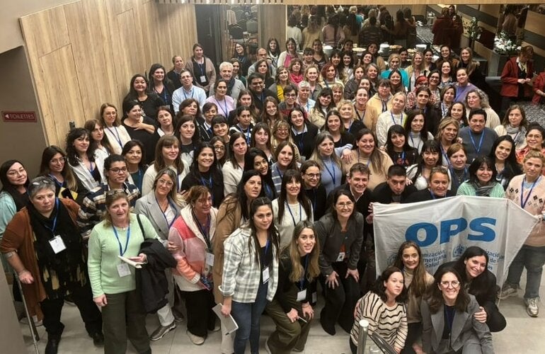 Foto grupal de los participantes